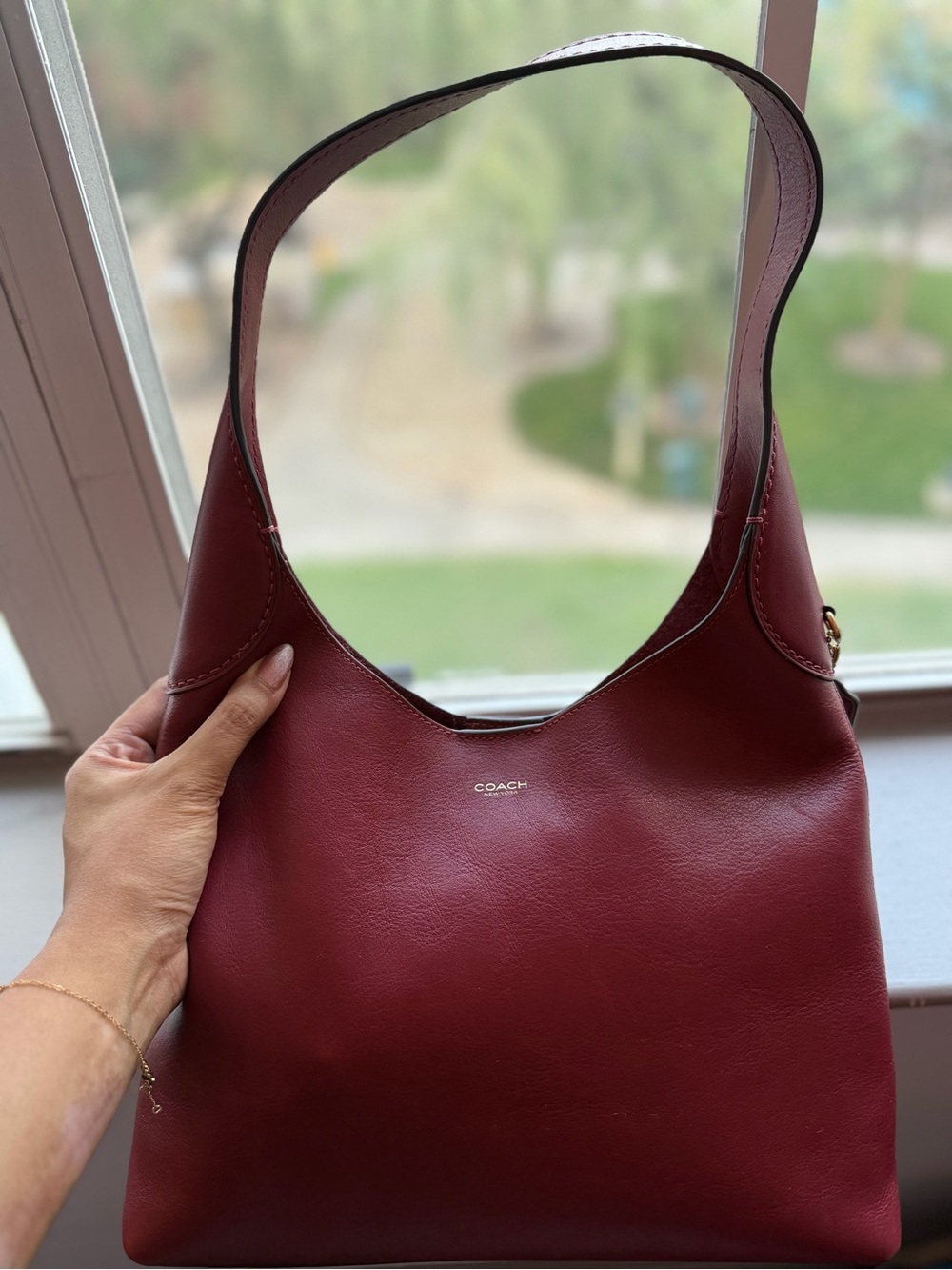Coach Brooklyn 28 Shoulder Bag Like New Merlot Burgundy Leather